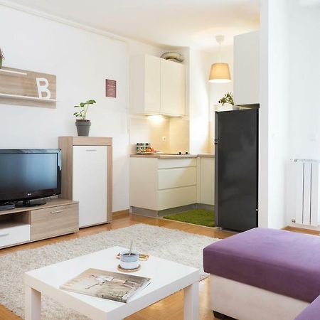 Cute And Sunny Studio In Zagreb With Balcony & Free Parking Екстериор снимка