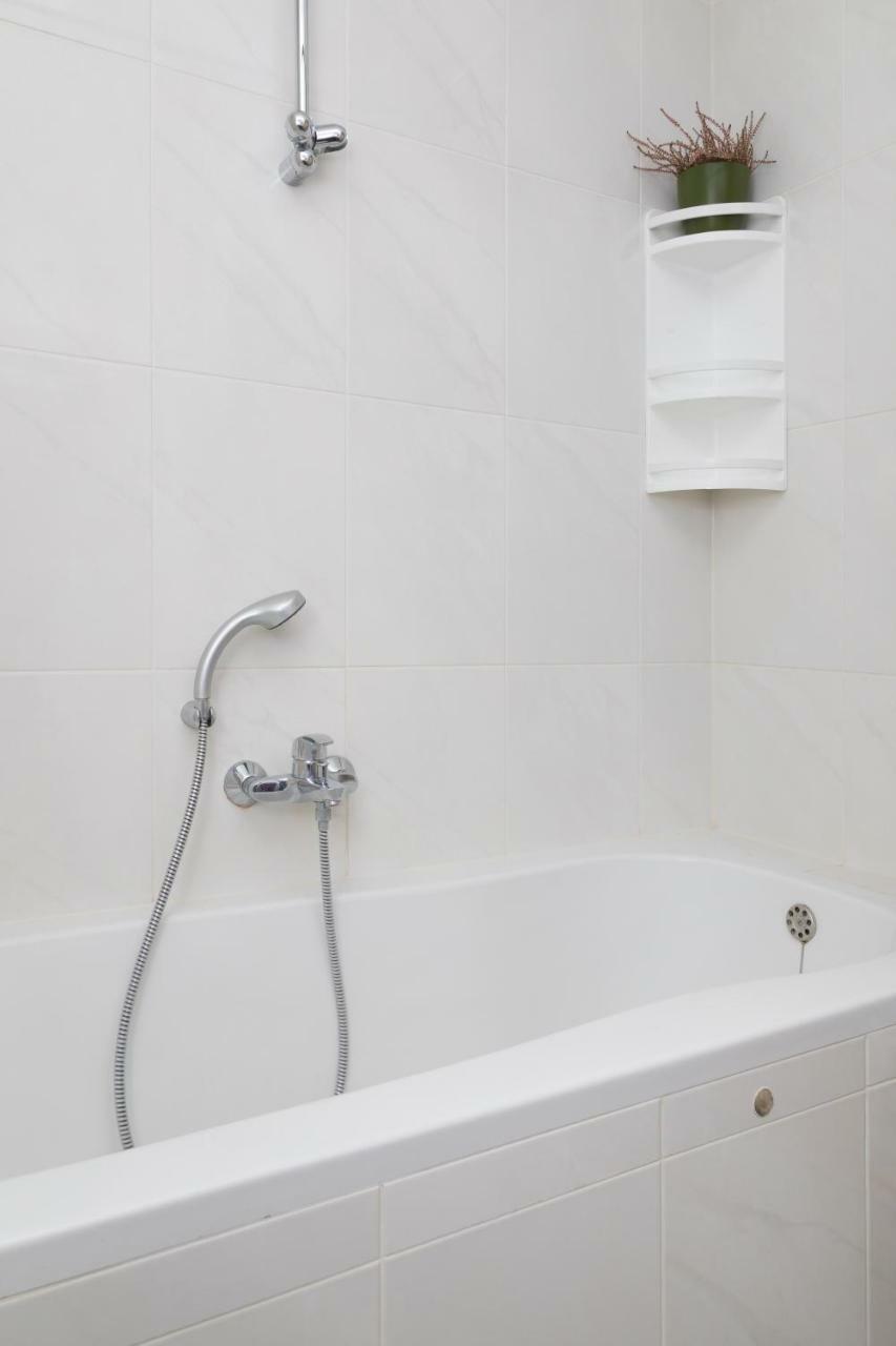 Cute And Sunny Studio In Zagreb With Balcony & Free Parking Екстериор снимка