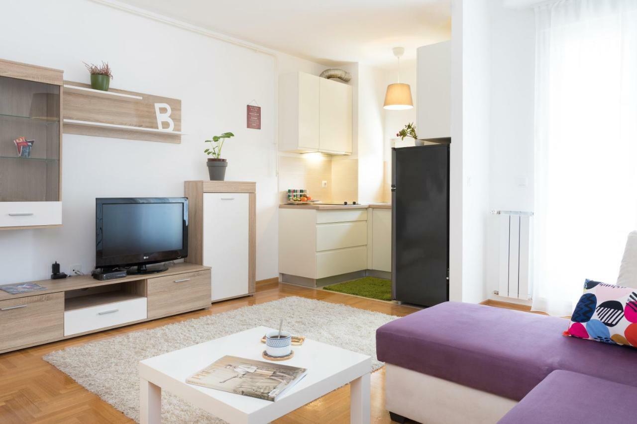 Cute And Sunny Studio In Zagreb With Balcony & Free Parking Екстериор снимка