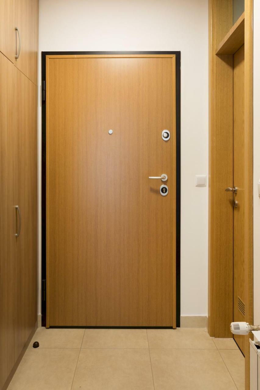 Cute And Sunny Studio In Zagreb With Balcony & Free Parking Екстериор снимка