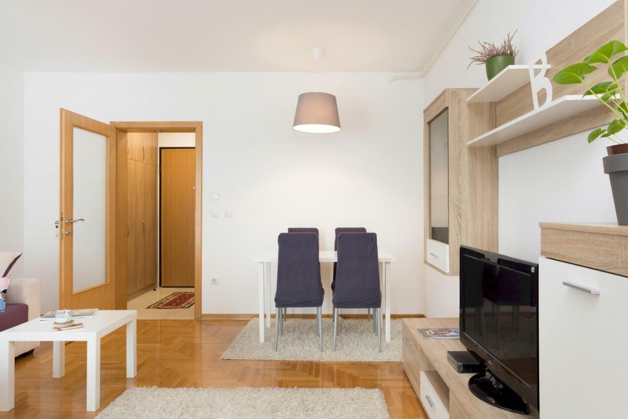 Cute And Sunny Studio In Zagreb With Balcony & Free Parking Екстериор снимка